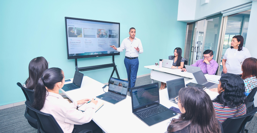 Management and bord (1)